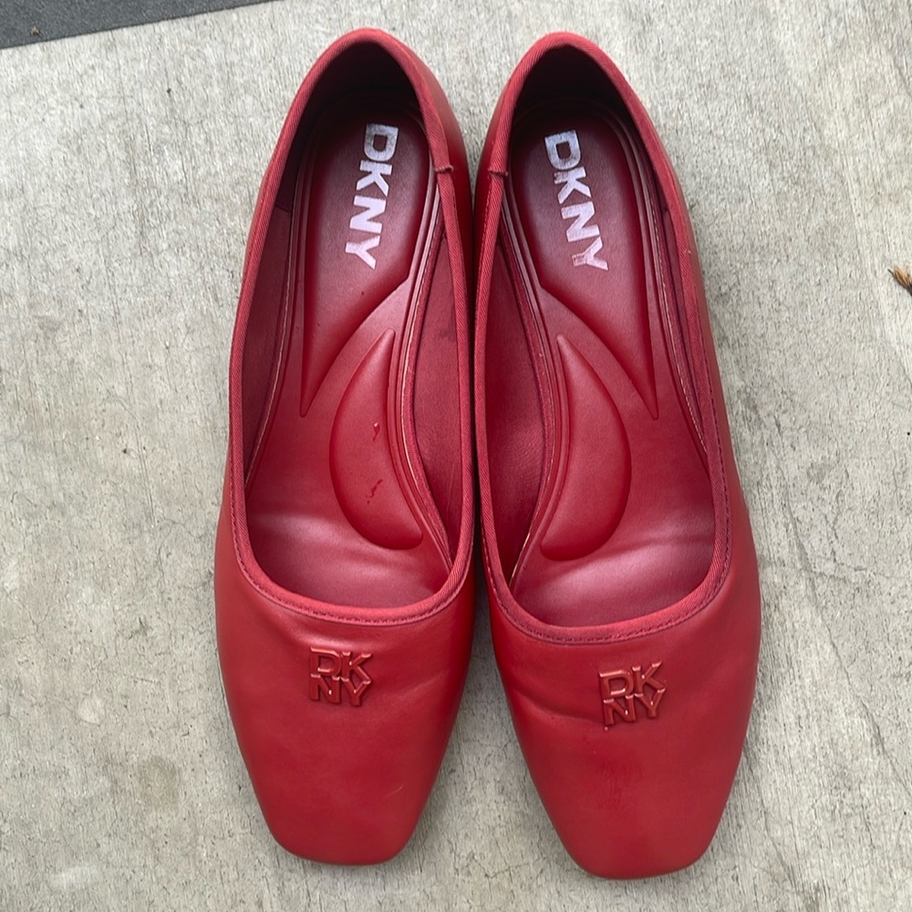Pair of classic red DKNY loafers worn only once !!